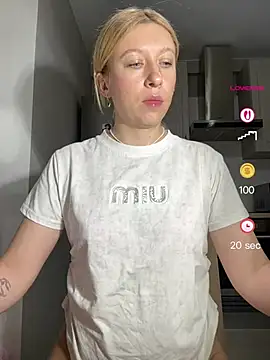 Chat +18 de Kittie_Valentine ao vivo