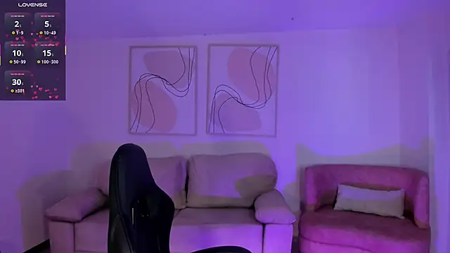 MayaMoretti_: онлайн-секс-чат