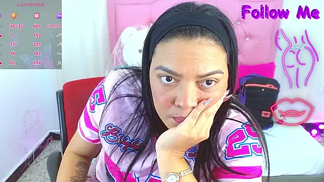 Artemisia-22 Webcam-Show