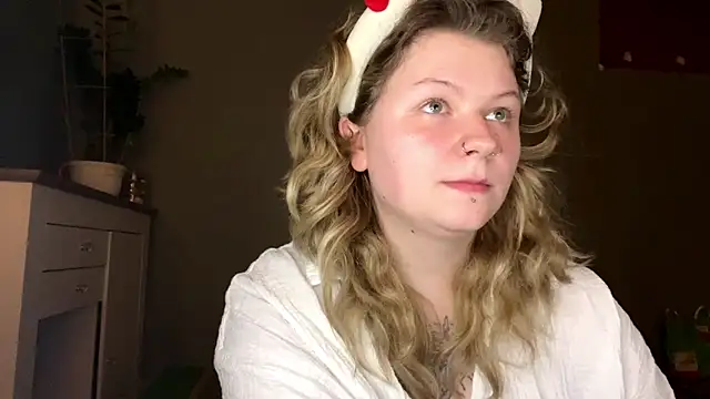 YoungAlina – Live XXX-chat