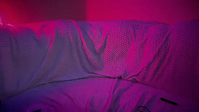 Chat +18 de Goddess_Tati ao vivo