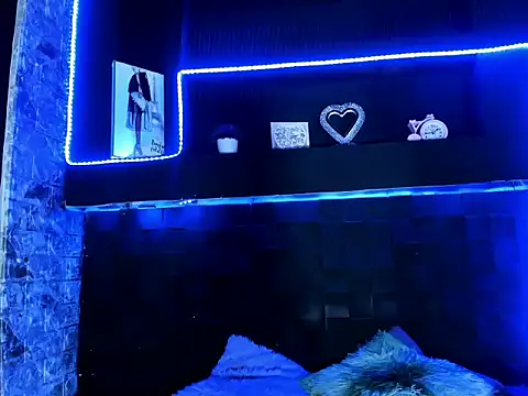 Вебкам-шоу SolHiltton