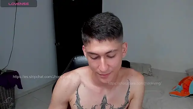 JhonLeving Webcam show