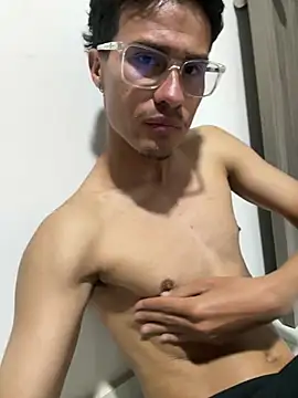 Онлайн чат XXX TavoHot_