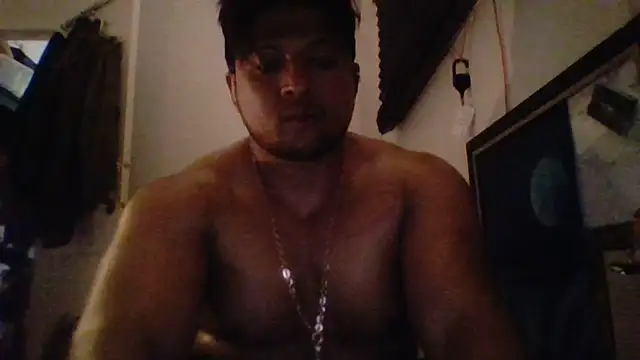 CleanGrey: διαδικτυακό σόου στην κάμερα