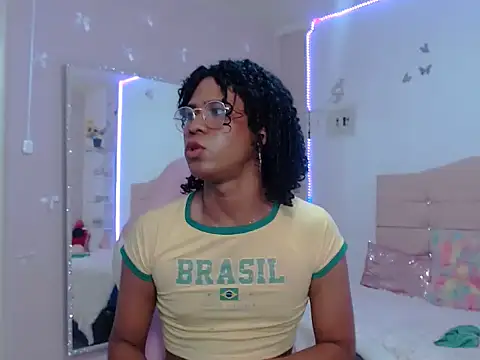 shanny_hilll Show in webcam