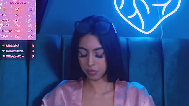 Mia_Gloww_ Webcam show