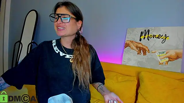 Patricia_Cox Adlı Modelin Canlı XXX Sohbeti