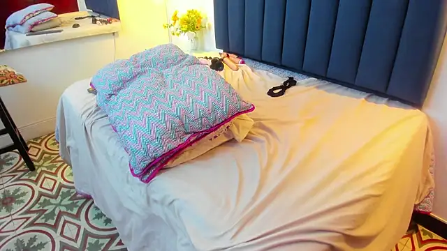 Angyrios 现场XXX聊天