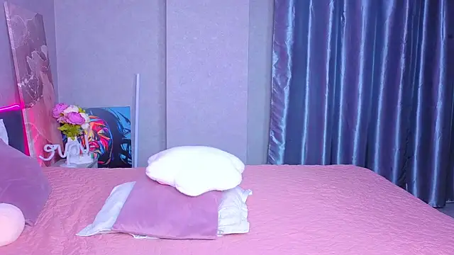 BlondieSummer 现场XXX聊天