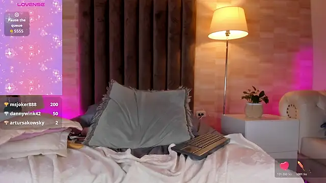 Chat XXX en directo de Isaac_Grey