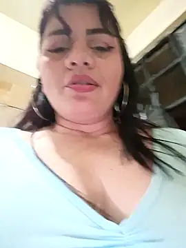 Erica__brooks' Live XXX Chat