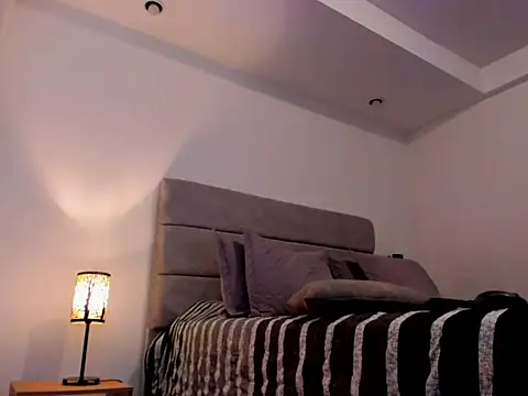 chris_morgan7 লাইভ XXX চ্যাট