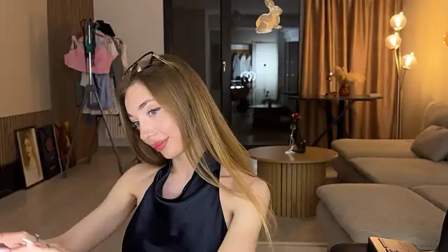 Jolienne লাইভ XXX চ্যাট