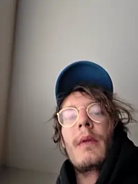 KinkyKittyBoy Live XXX-chat