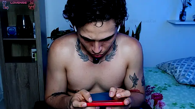 Magnuz_ColのライブXXXチャット