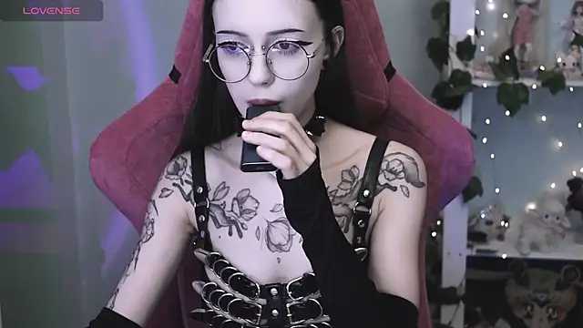 gothickotik: απευθείας συνομιλία ΧΧΧ