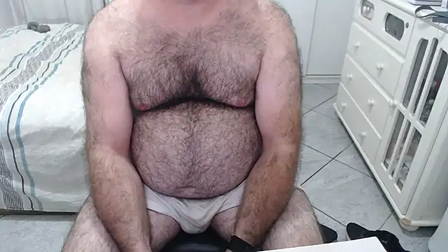 MysterBearMG's Webcam Show