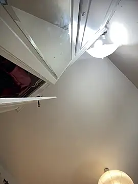 XXX chat uživo modela Anyssia