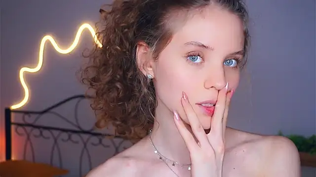 Chat +18 de MyrleKnerr ao vivo