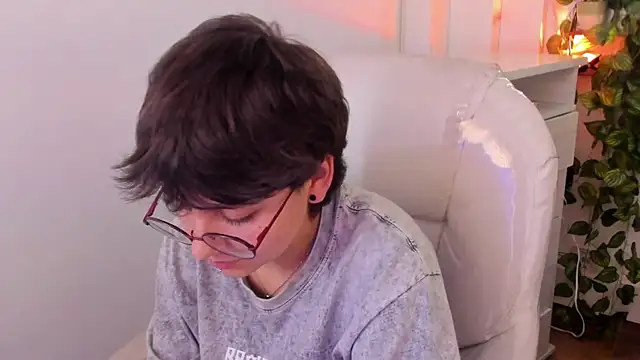 Nathaly_ds él ő XXX-chatje