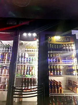 mariana_mauricio_hotのウェブカメラショー