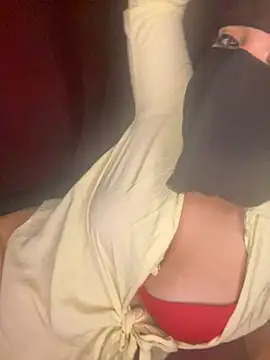 RooVaaN-Xx webcam show