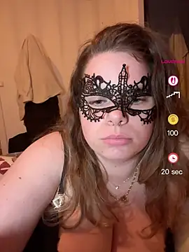 cherrylust12 即時 XXX 聊天