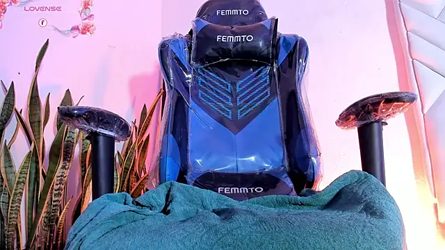 Milk_max_18 webkamerás műsora