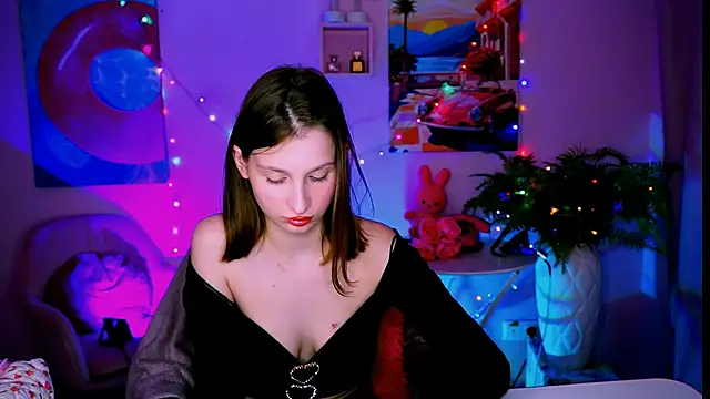 EllaHorton Adlı Modelin Canlı XXX Sohbeti