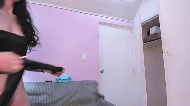 Hiyakasudere Live XXX-chat