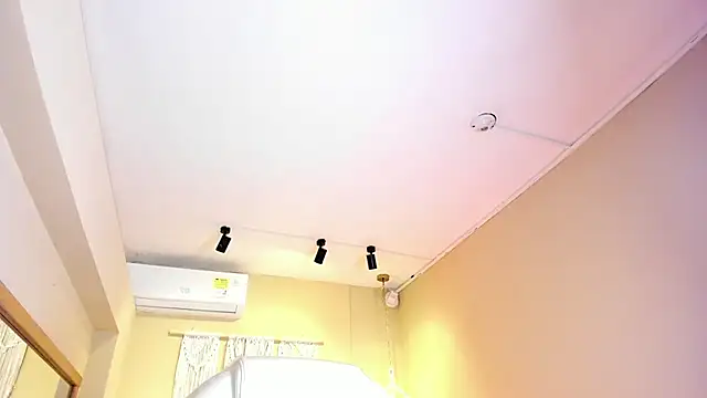 NahimiThompson Chat XXX in diretta