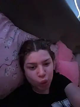 moneyforPeaches Live XXX-chat