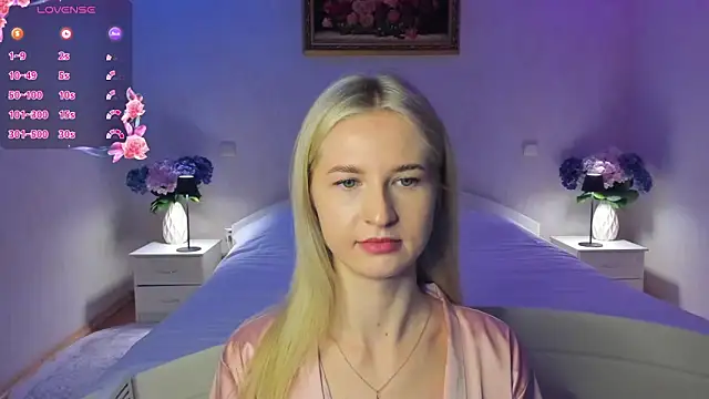 Julie_Blaze: вебкам-шоу