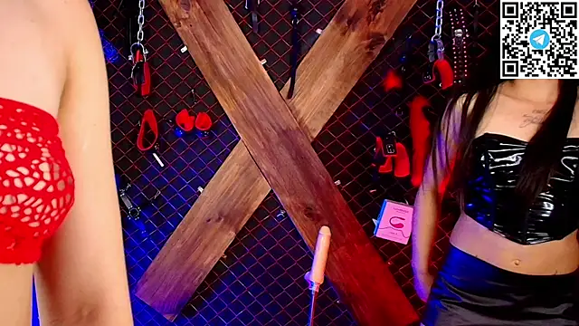 عرض كام sharen_slave_bdsm