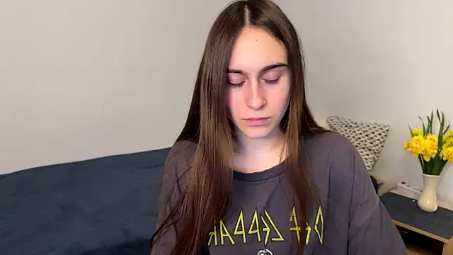 AliceKolltt Chat XXX in diretta