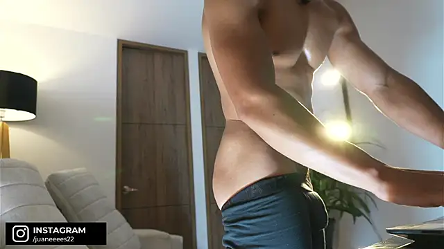 DeusbelliS Adlı Modelin Web Kamerası Şovu