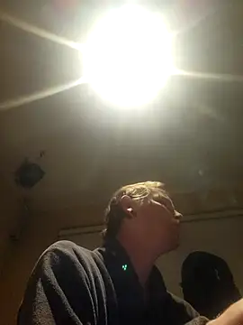 Chat XXX Live piercingpik