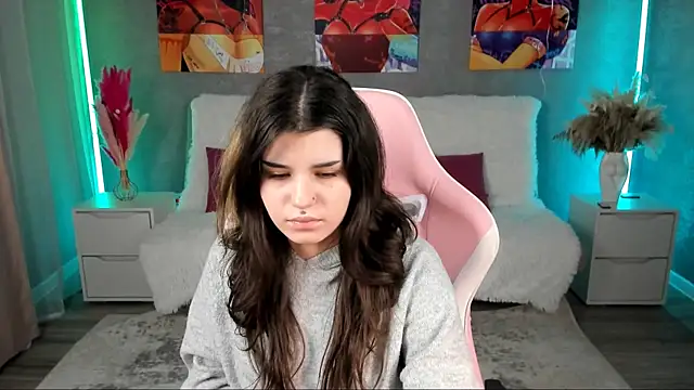 AnoraDark Adlı Modelin Canlı XXX Sohbeti