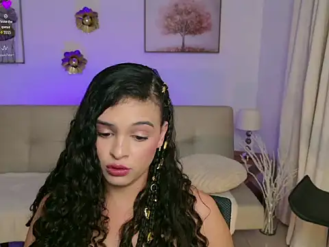 MaraVelvett Chat XXX in diretta