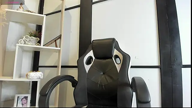 EvelynCampos – Naživo XXX chat