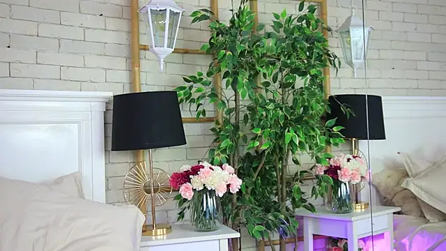 EmillyBronte's Live XXX Chat