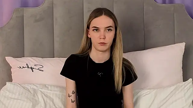 NikkiRyx 现场XXX聊天