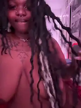 Nyla_xox Chat XXX in diretta