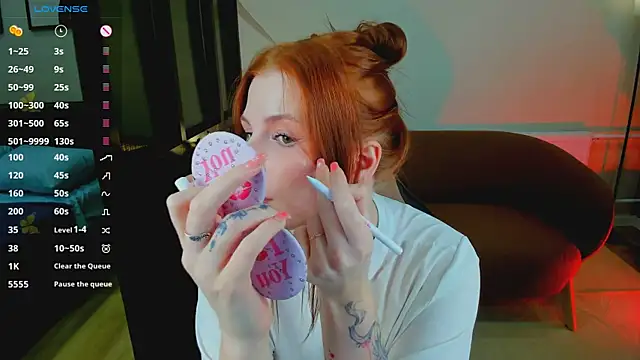 MiraBoom's Live XXX Chat