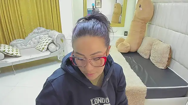 دردشة gaby_trent الجنسية المباشرة