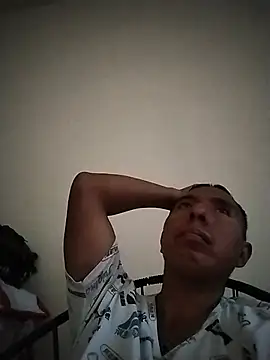 desnudo_Sexoxo Adlı Modelin Web Kamerası Şovu