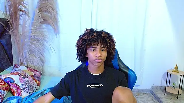 angelll18_'s Webcam Show