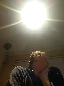 piercingpikのウェブカメラショー