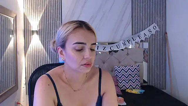 ashley__tylor 现场XXX聊天